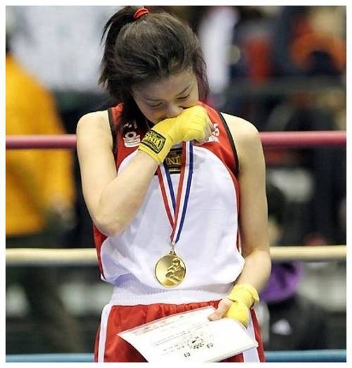 中国拳击女选手vs日本